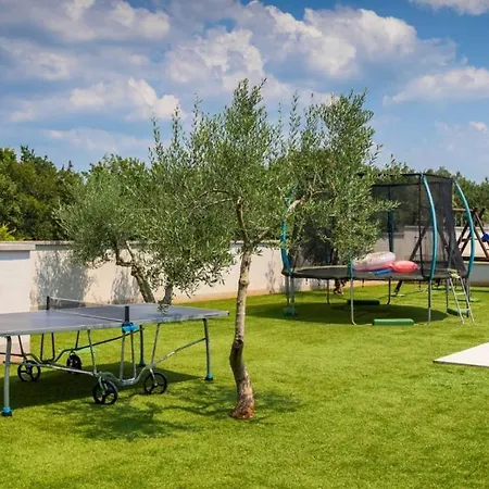 Villa Beautiful Dolores With Pool In *