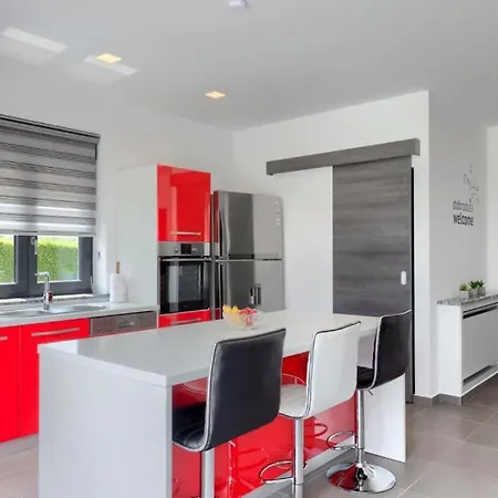 Villa Beautiful Dolores With Pool In *